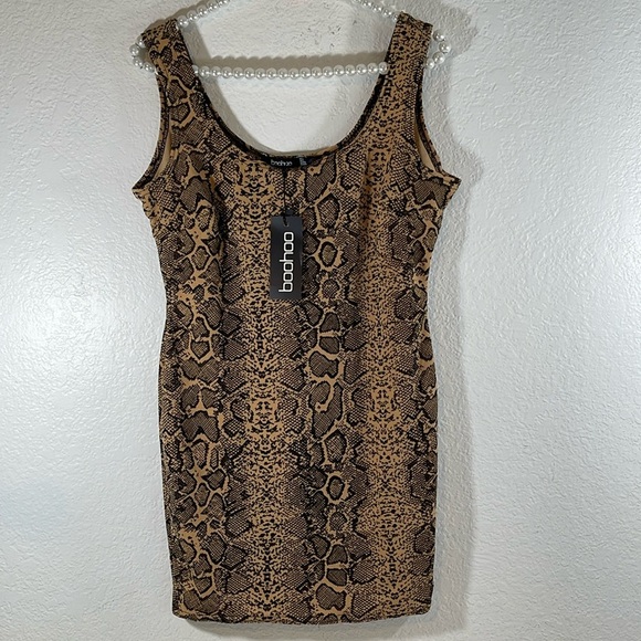 BOOHOO Snake Print Bodycon Midi Dress Size 8 NEW - Picture 1 of 9